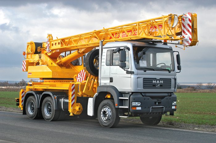 truck mounted crane